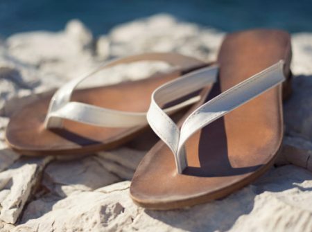 peligros_sandalias_dedo